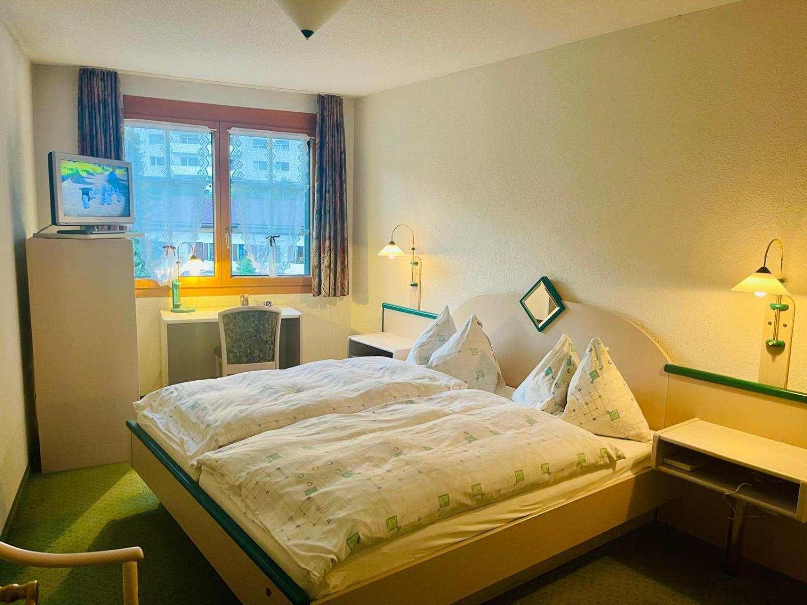 Le Cavalier Hotell Soyhières Exteriör bild
