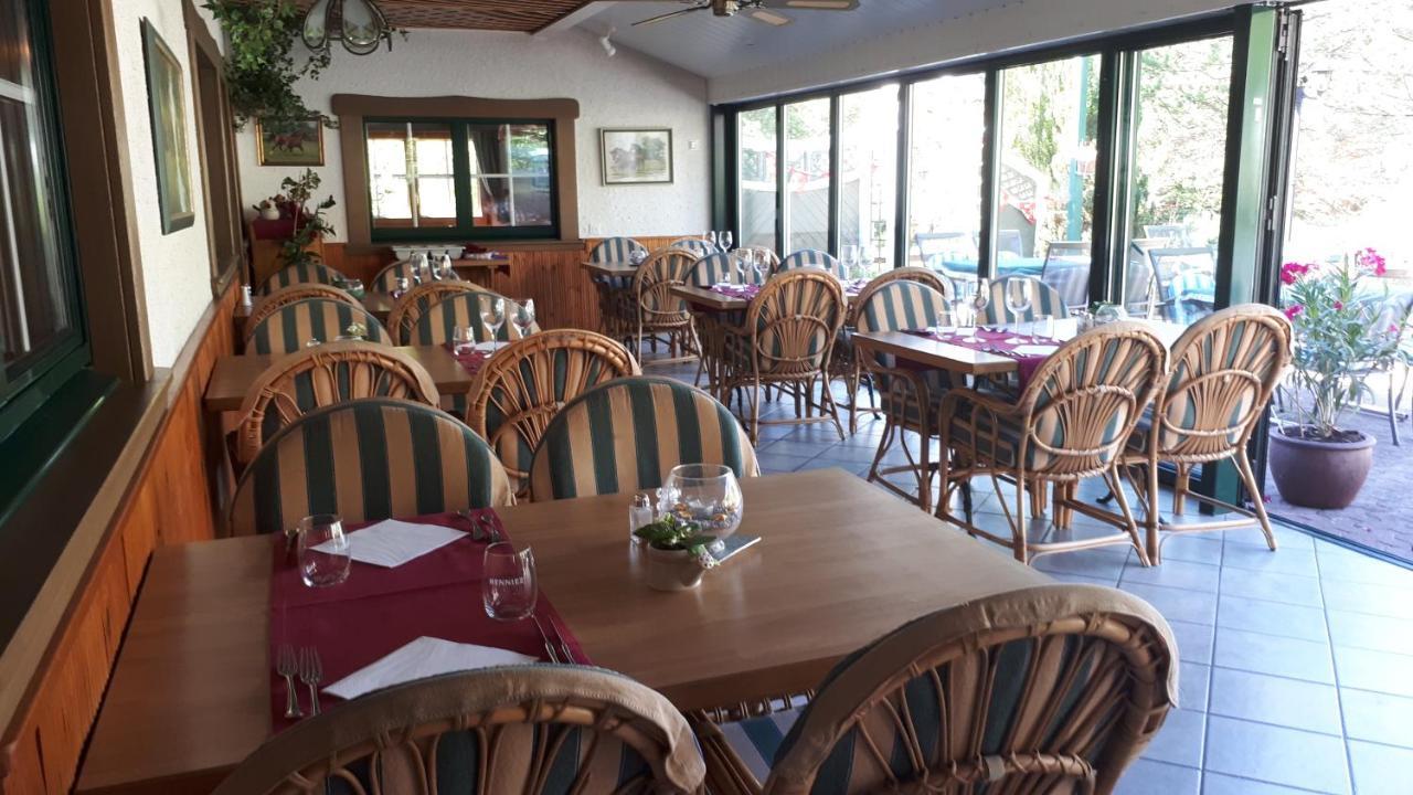 Le Cavalier Hotell Soyhières Exteriör bild
