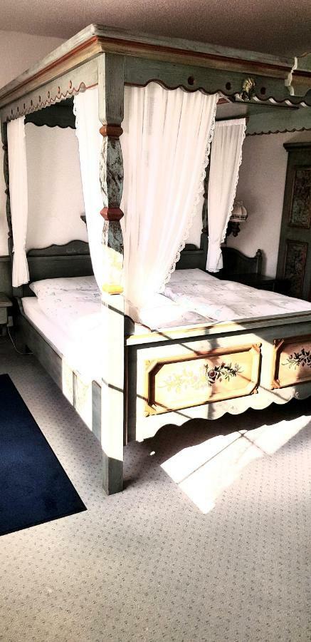 Le Cavalier Hotell Soyhières Exteriör bild