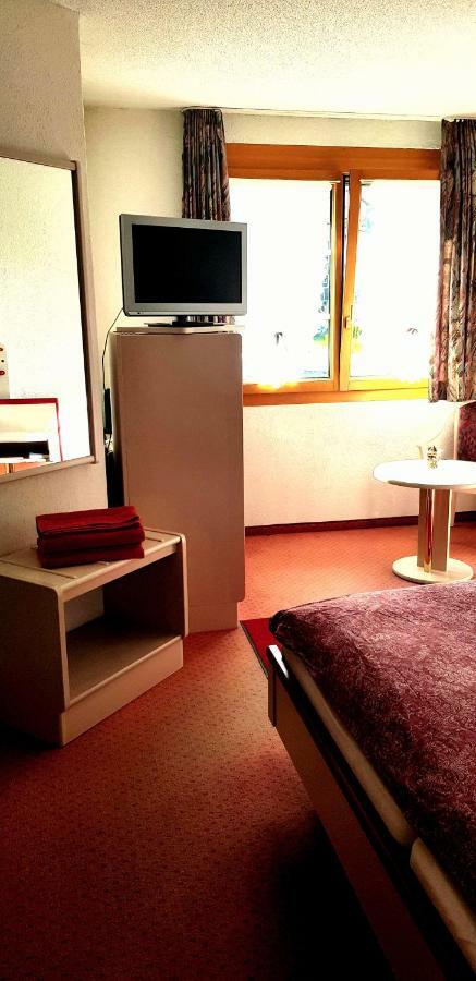 Le Cavalier Hotell Soyhières Exteriör bild